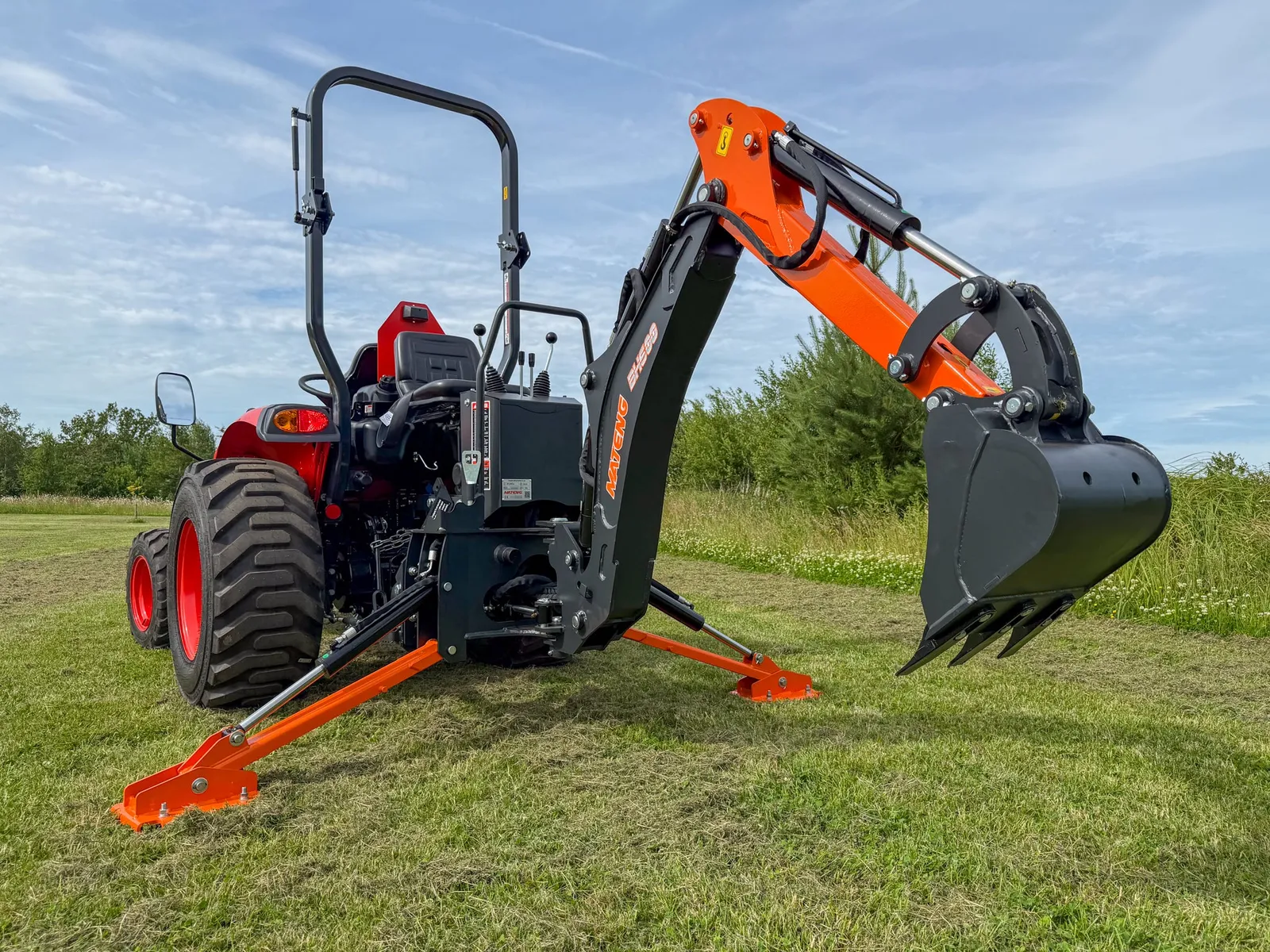 Mateng BH600 Tractor Backhoe