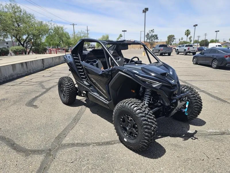 2026 CFMOTO ZFORCE Z10