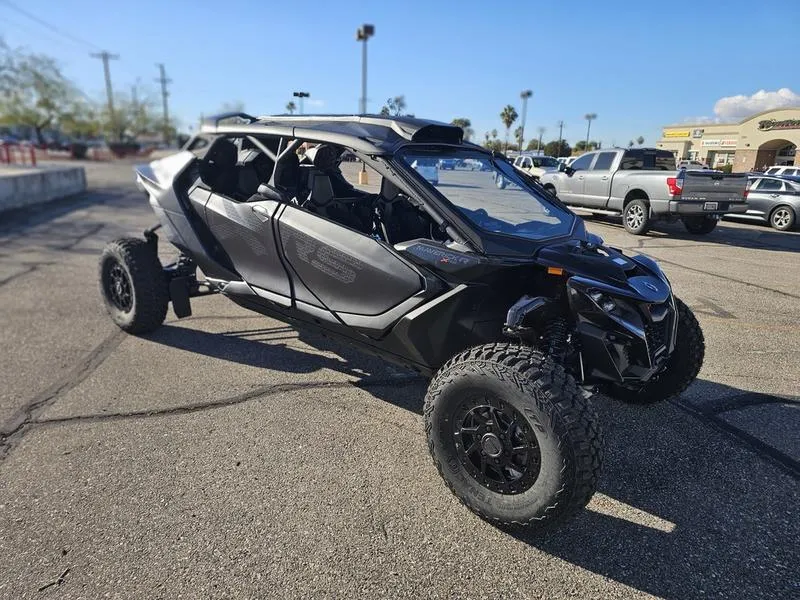 2026 Can-Am Maverick R Max X RS