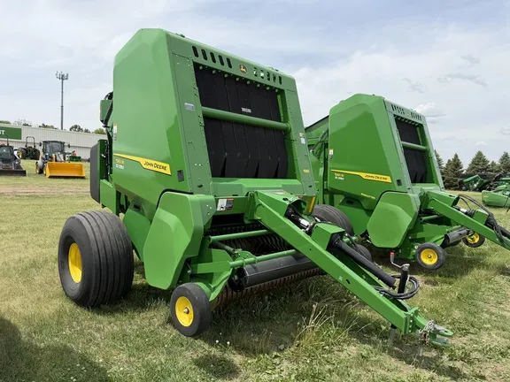 2024 John Deere 561R