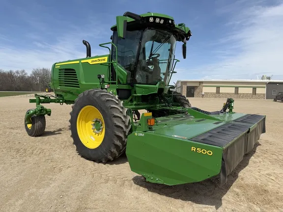 2024 John Deere W235R