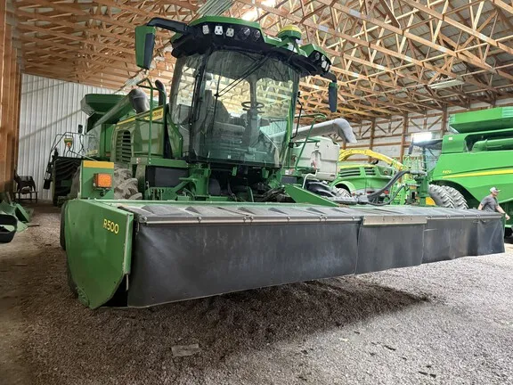 2024 John Deere W235R