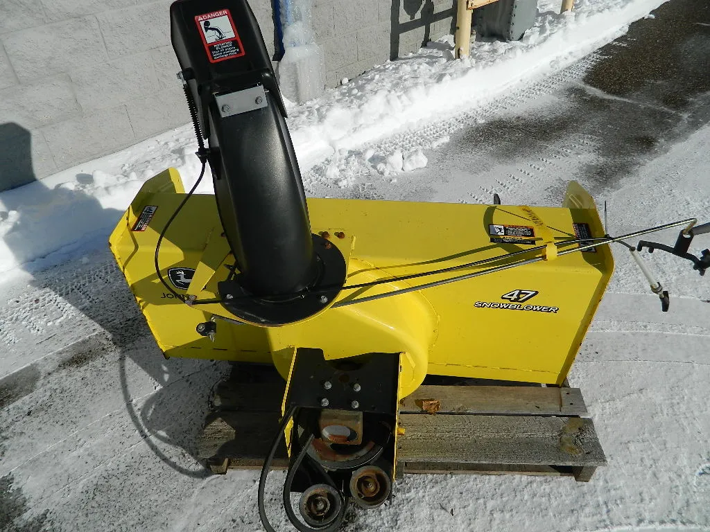 John Deere 47" 2-Stage Snowblower (Fits 2015 and older X500 Series Tractor)