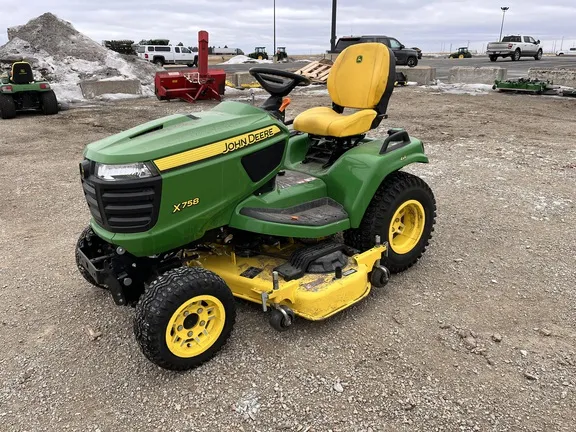 2021 John Deere X758