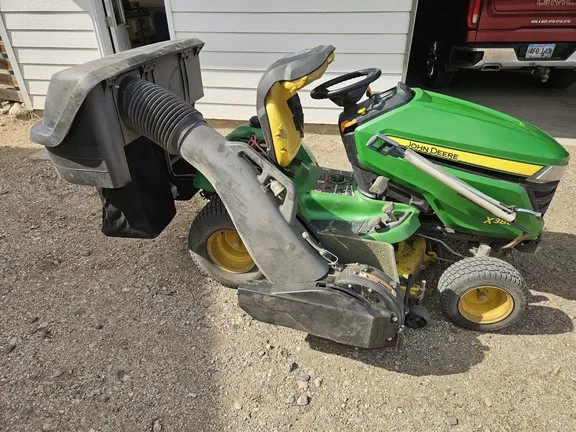 2016 John Deere X380