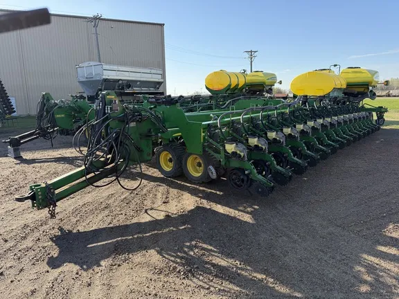 2014 John Deere DB90