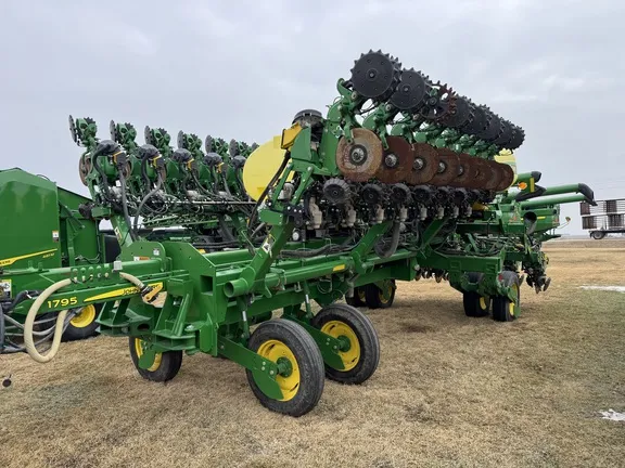 2021 John Deere 1795