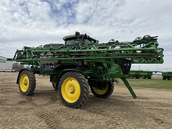 2024 John Deere 412R