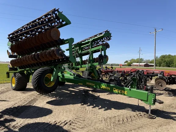 2023 John Deere 2680H