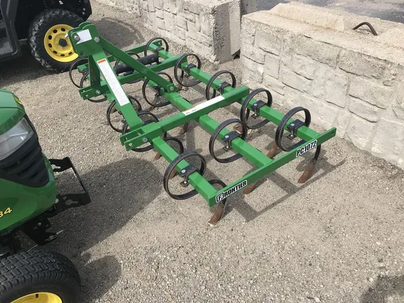 2022 John Deere PC1072