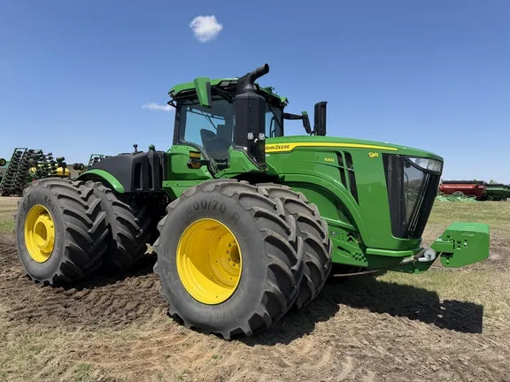 2023 John Deere 9R 640