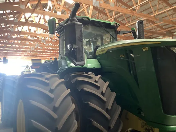 2024 John Deere 9R 640