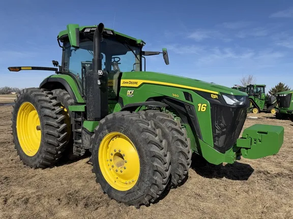 2025 John Deere 8R 340