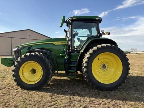 2025 John Deere 8R 410