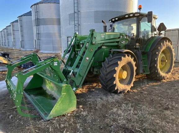 2025 John Deere 6R 155