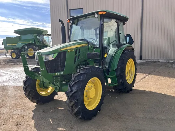 2025 John Deere 5075E