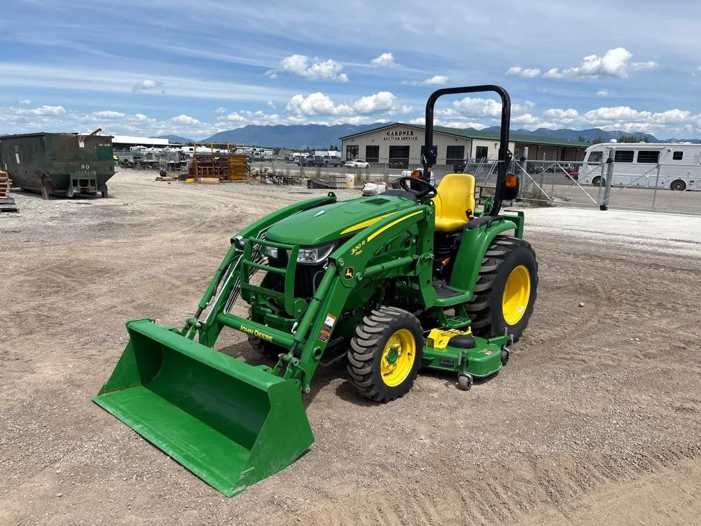 2022 John Deere 3046R