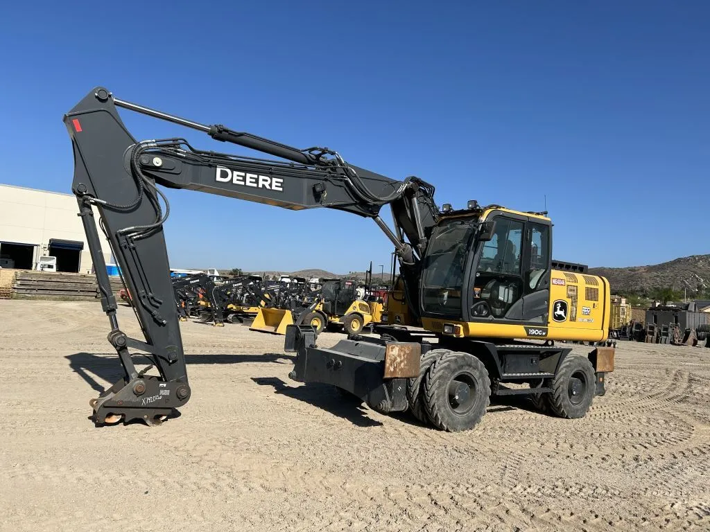 2023 John Deere 190GW