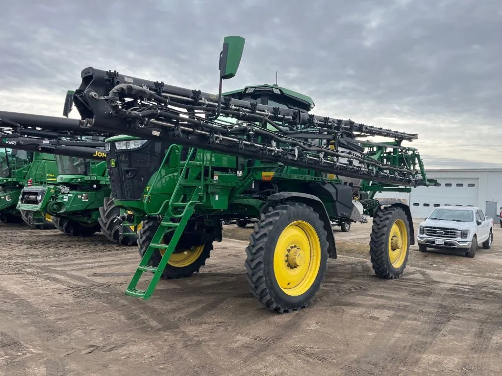 2023 John Deere 412R