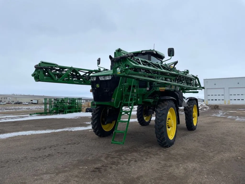 2024 John Deere 412R