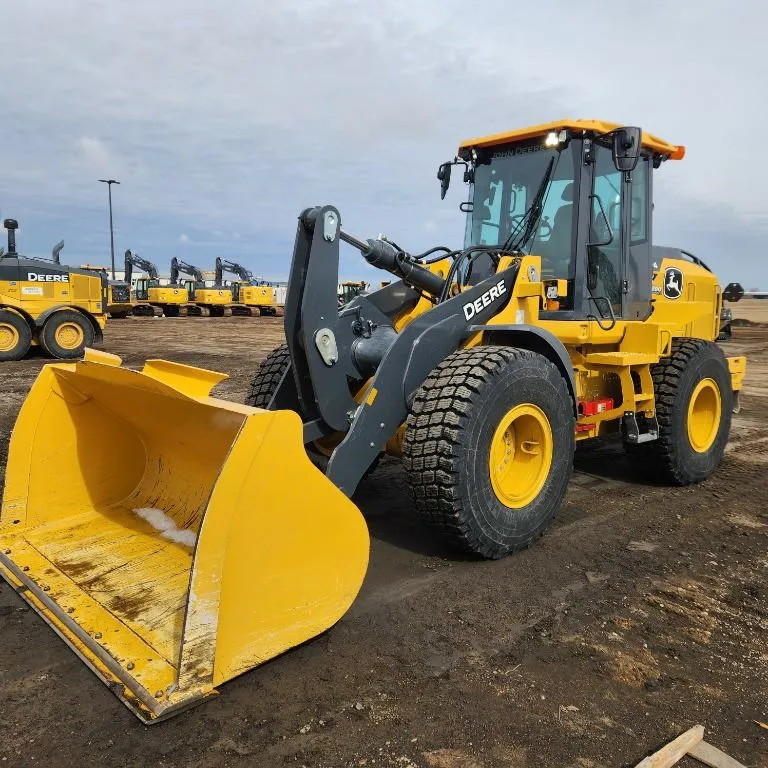 2024 John Deere 544P