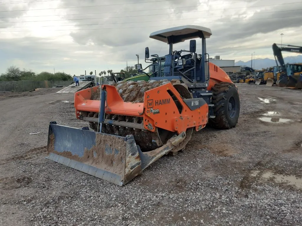 2023 HAMM H10IPB
