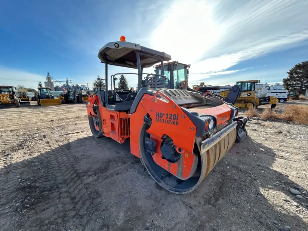 2021 HAMM HD120IVO