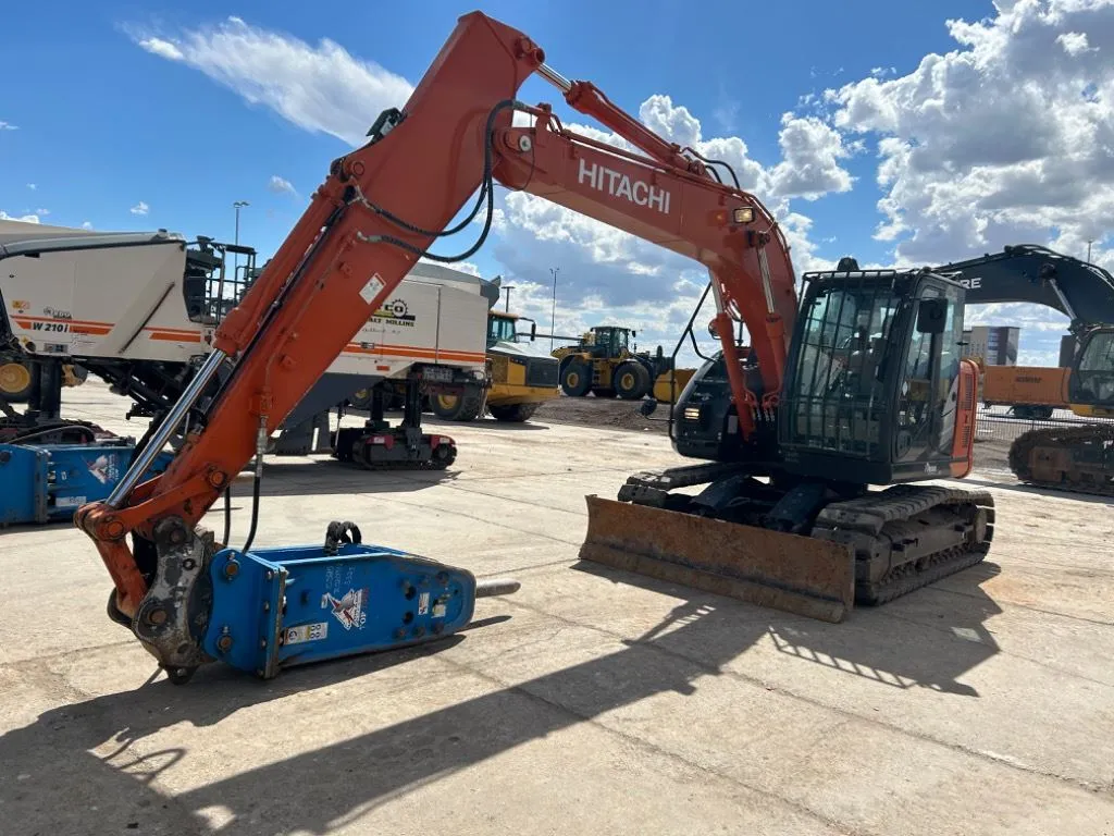 2021 Hitachi 135G