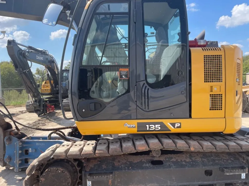 2024 John Deere 135P
