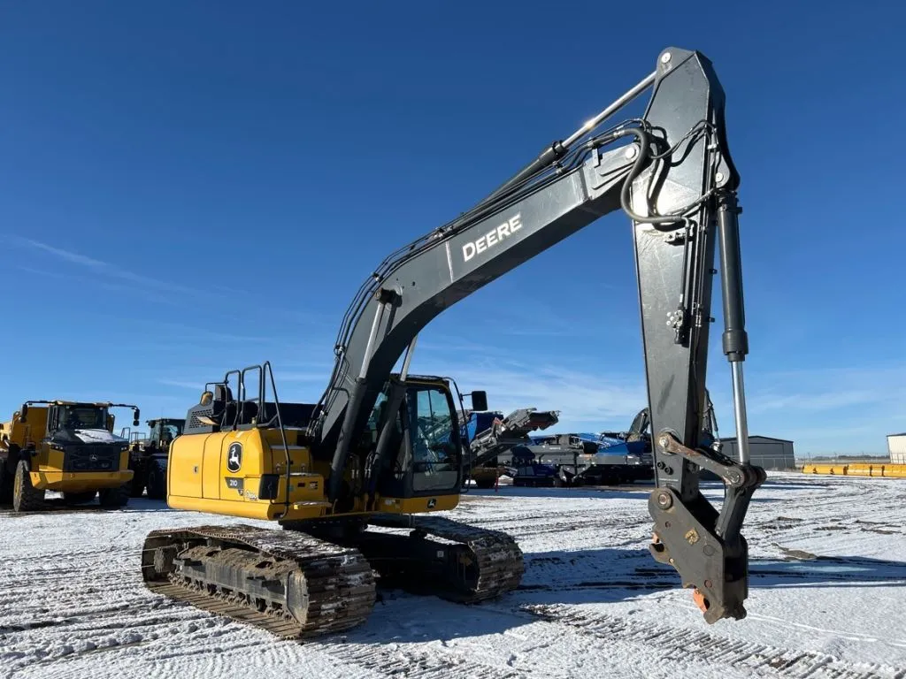 2023 John Deere 210P