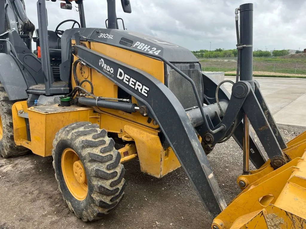 2021 John Deere 310SL