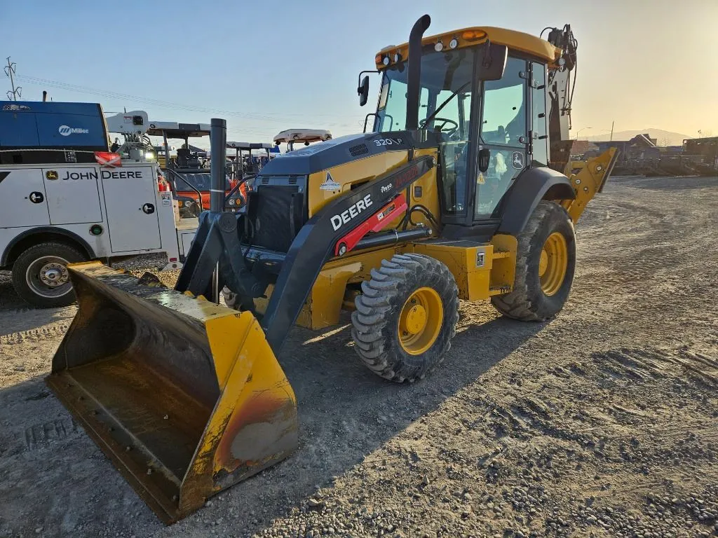 2023 John Deere 320P