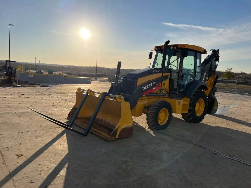 2024 John Deere 320P