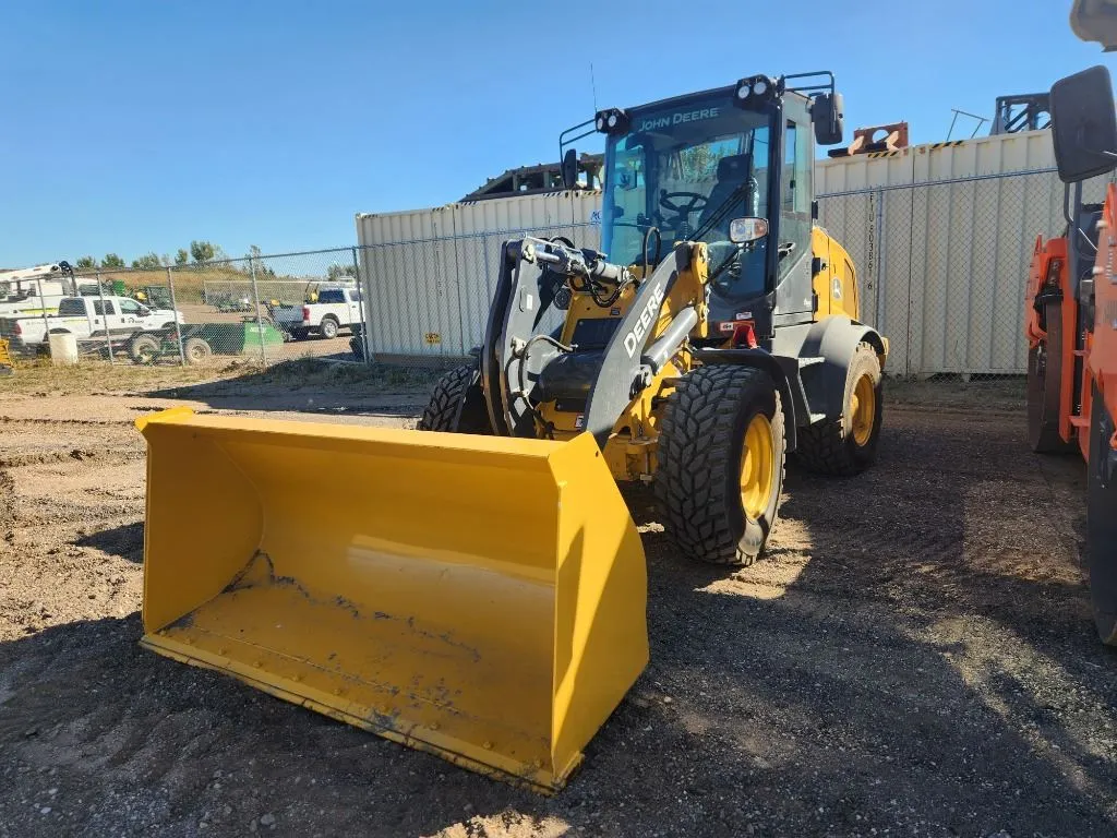 2024 John Deere 324P