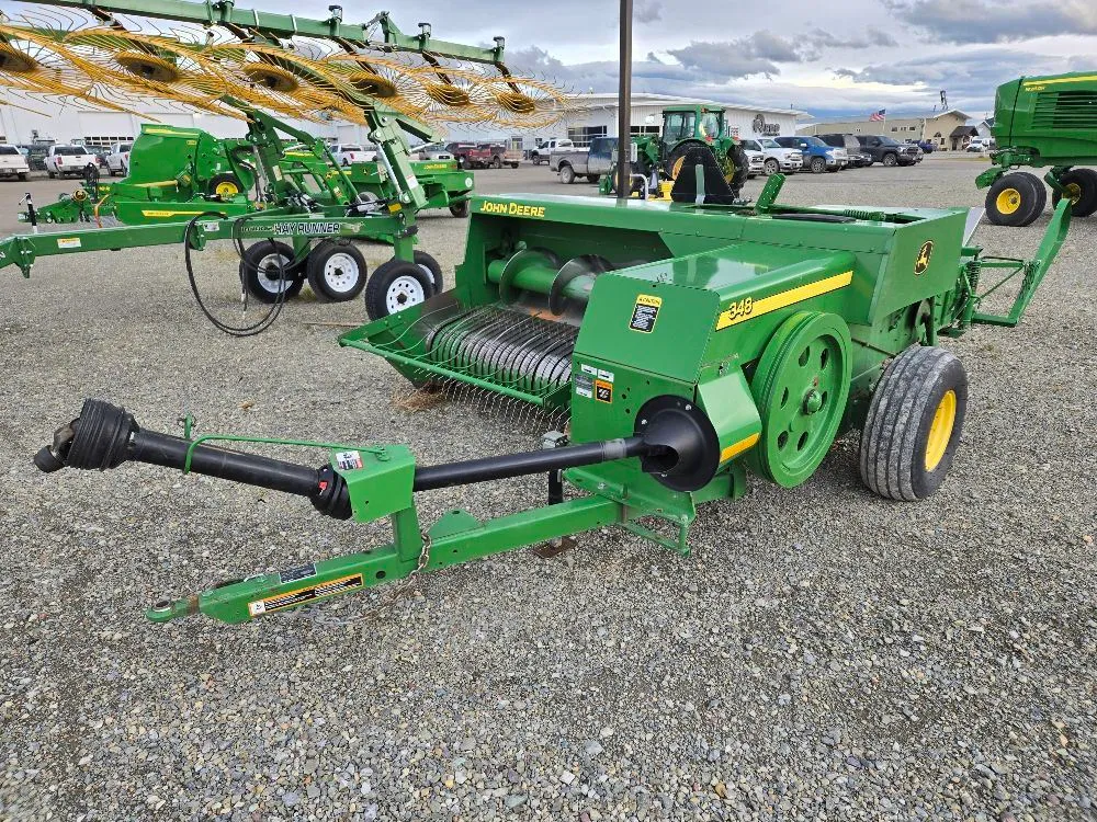 2019 John Deere 348