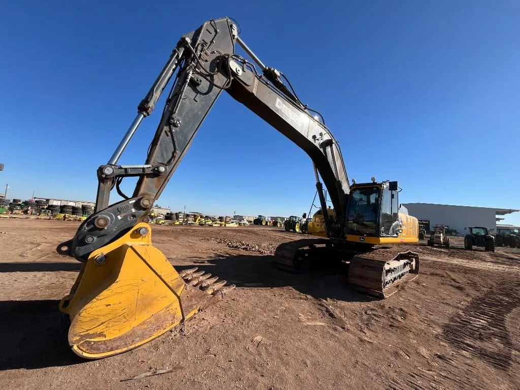 2024 John Deere 380P