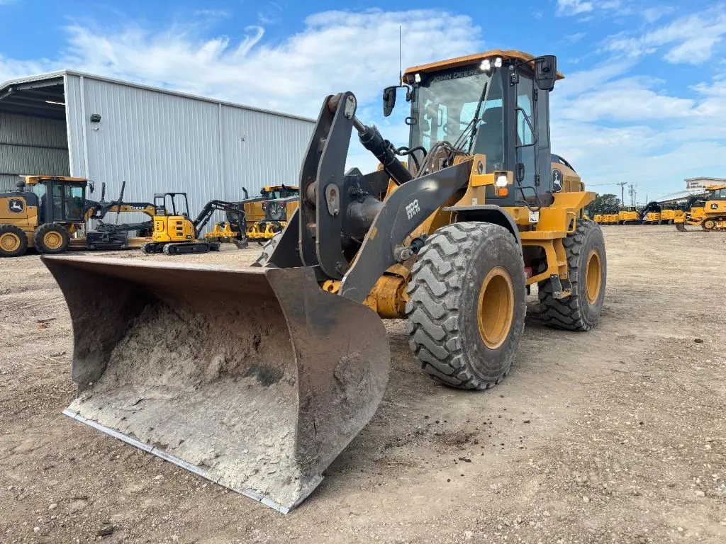 2024 John Deere 524P