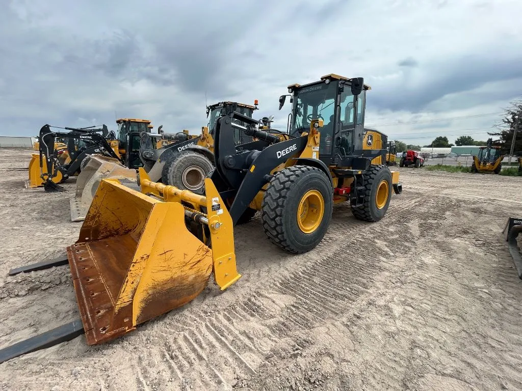 2024 John Deere 544G
