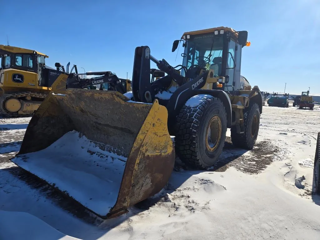 2020 John Deere 544L