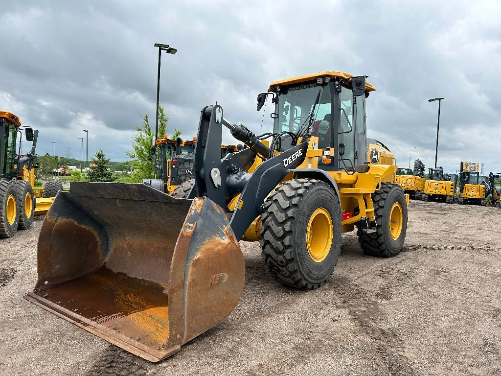 2022 John Deere 544P