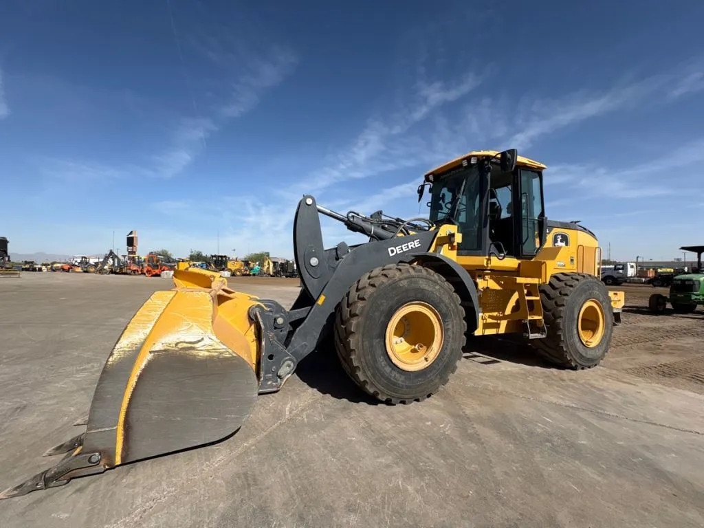 2021 John Deere 644P