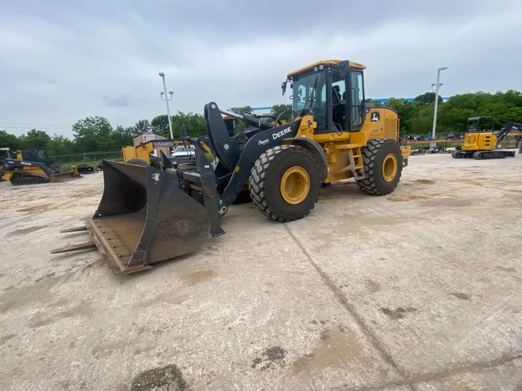 2022 John Deere 644P