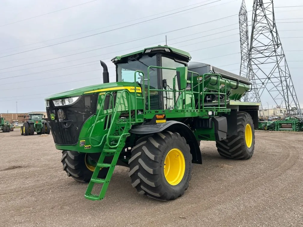 2024 John Deere 800R