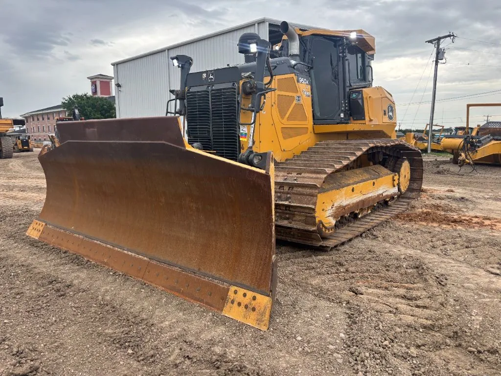 2022 John Deere 950K