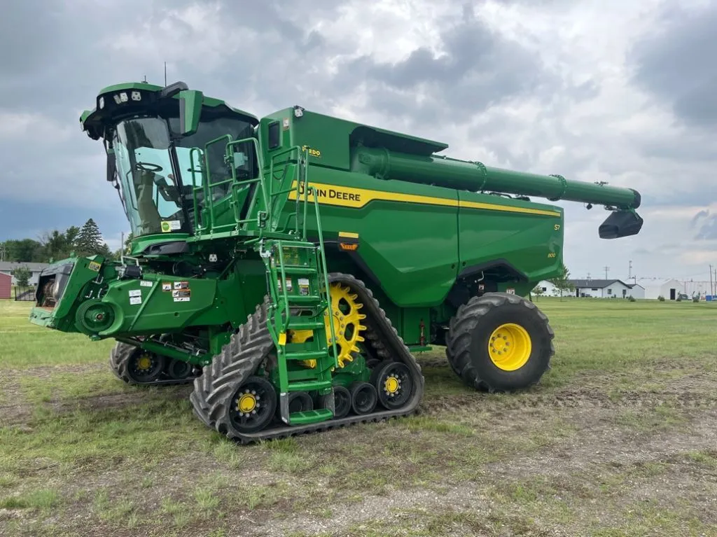 2025 John Deere S7 800