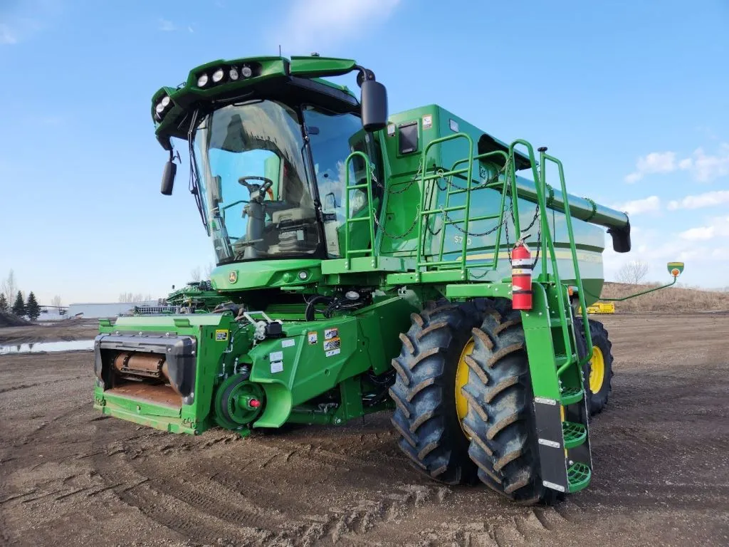 2024 John Deere S770
