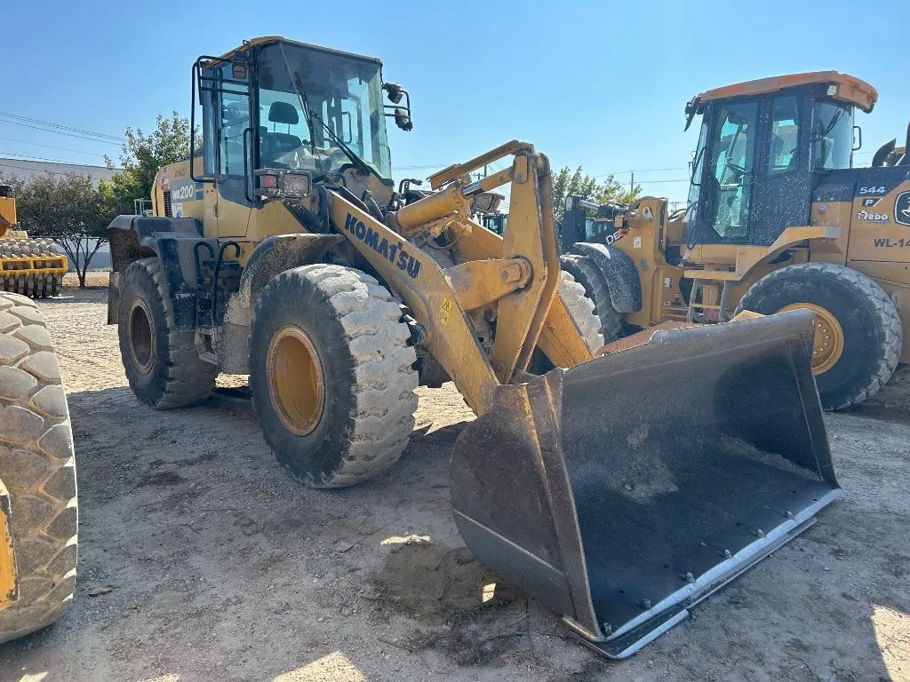 2018 Komatsu WA200-8