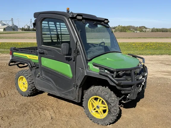 2024 John Deere XUV 835M