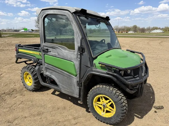 2019 John Deere XUV 835M