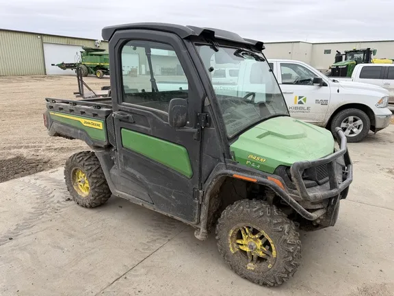 2025 John Deere XUV 845M
